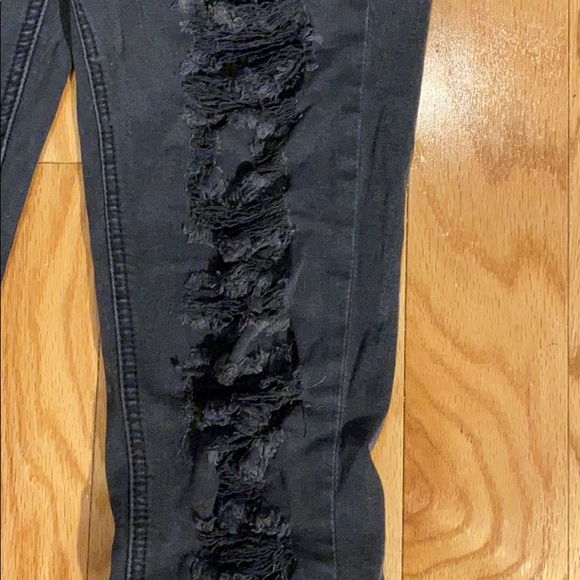Forever 21 high rise distressed jeans in black - Picture 2 of 10